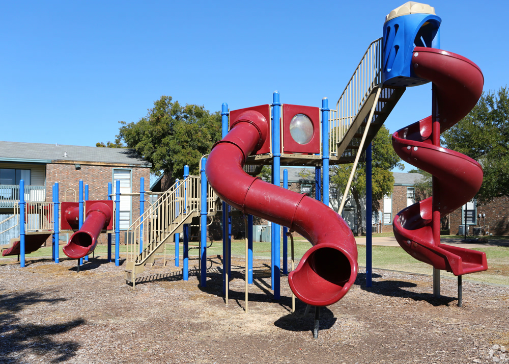 Forest Glen Apartments gallery photo 01